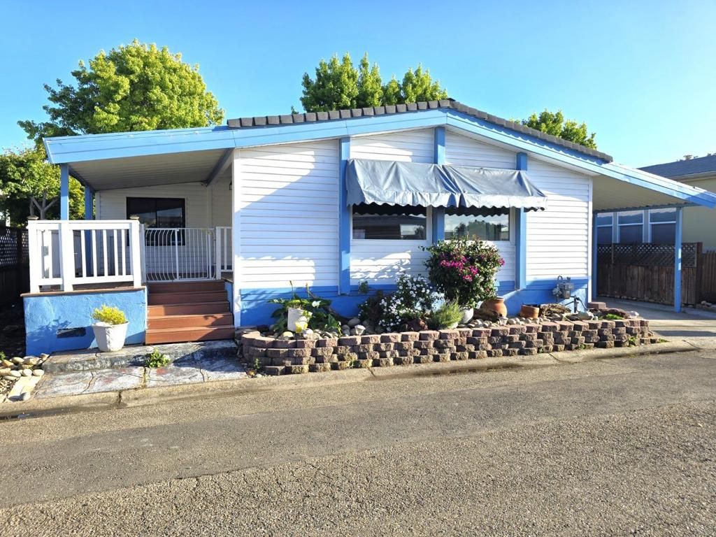1360 Buckingham Way # 1360, Hayward