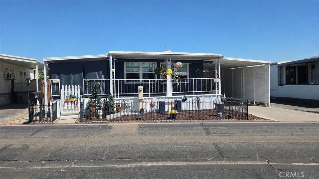 1724 Minnewawa Avenue # 12, Clovis