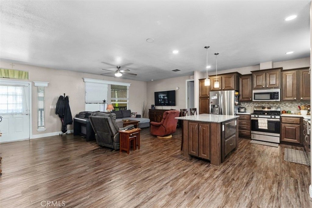 5815 La Palma Ave # 304, Anaheim