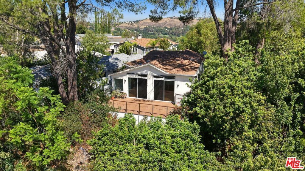 23777 Mulholland Highway # 69, Calabasas