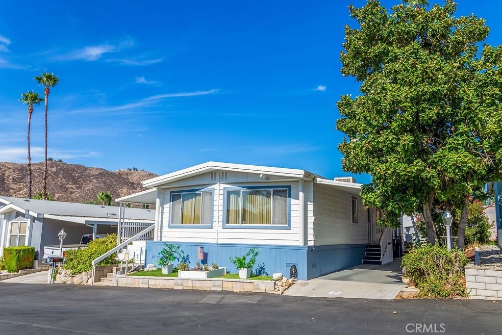 32600 State Highway 74 # 42, Hemet