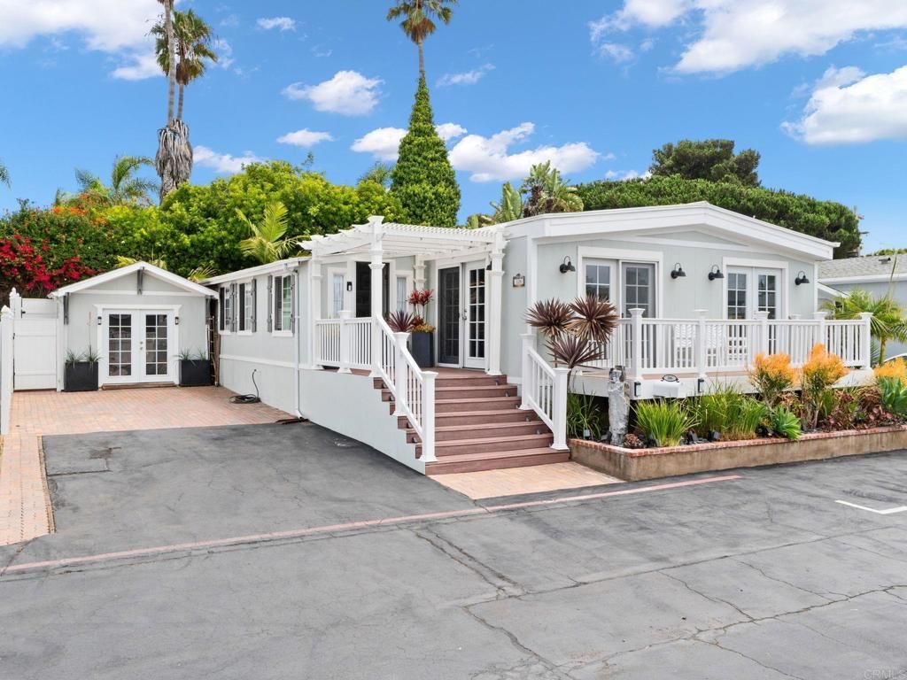 699 N Vulcan Avenue # 106, Encinitas
