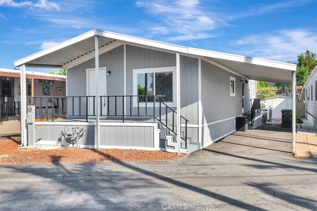 105 Monaco, Santa Ana