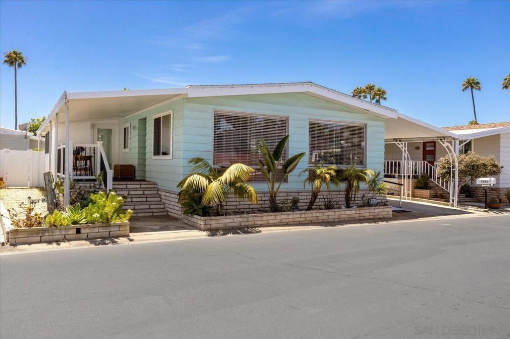 7221 San Bartola Street, Carlsbad