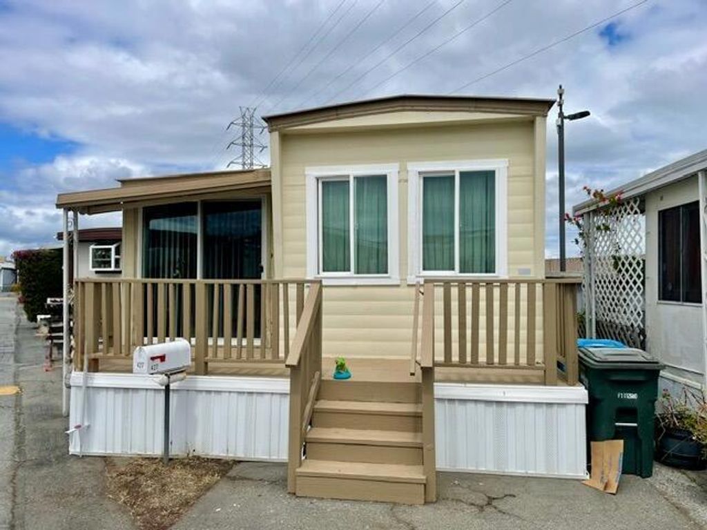 3015 E Bayshore Road # 427, Redwood City