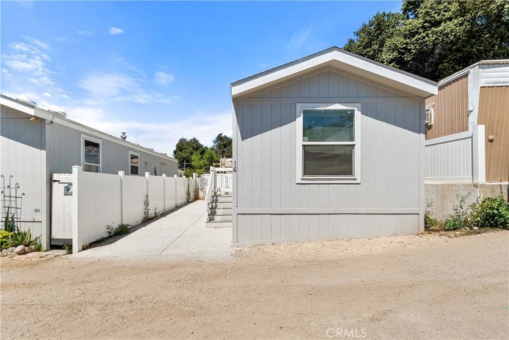 12741 Sierra Highway # 16, Agua Dulce