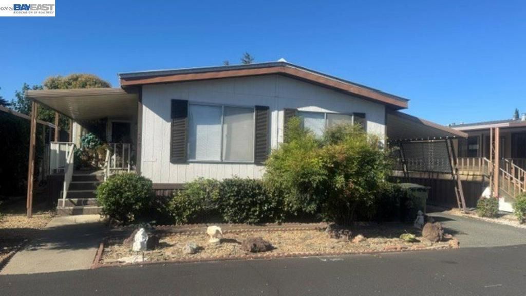 208 Kona Circle, Pittsburg