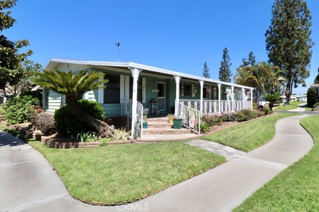 14024 Lake Side Drive # 113, La Mirada