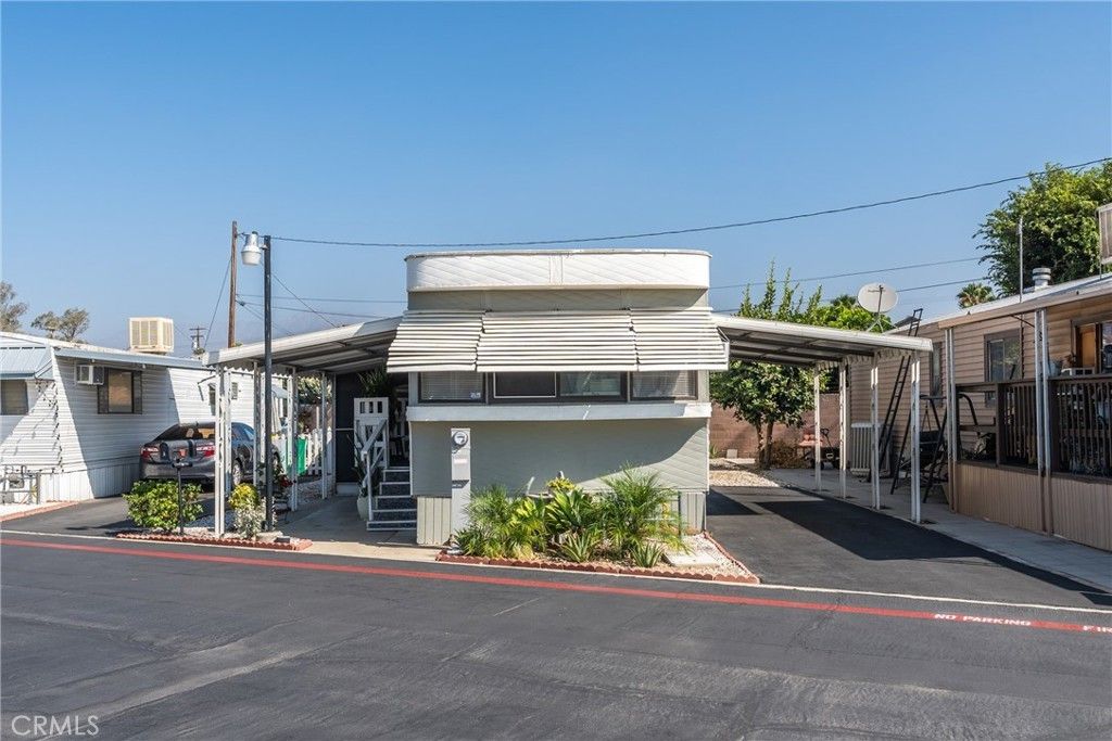 17455 Marygold Avenue # 9, Bloomington