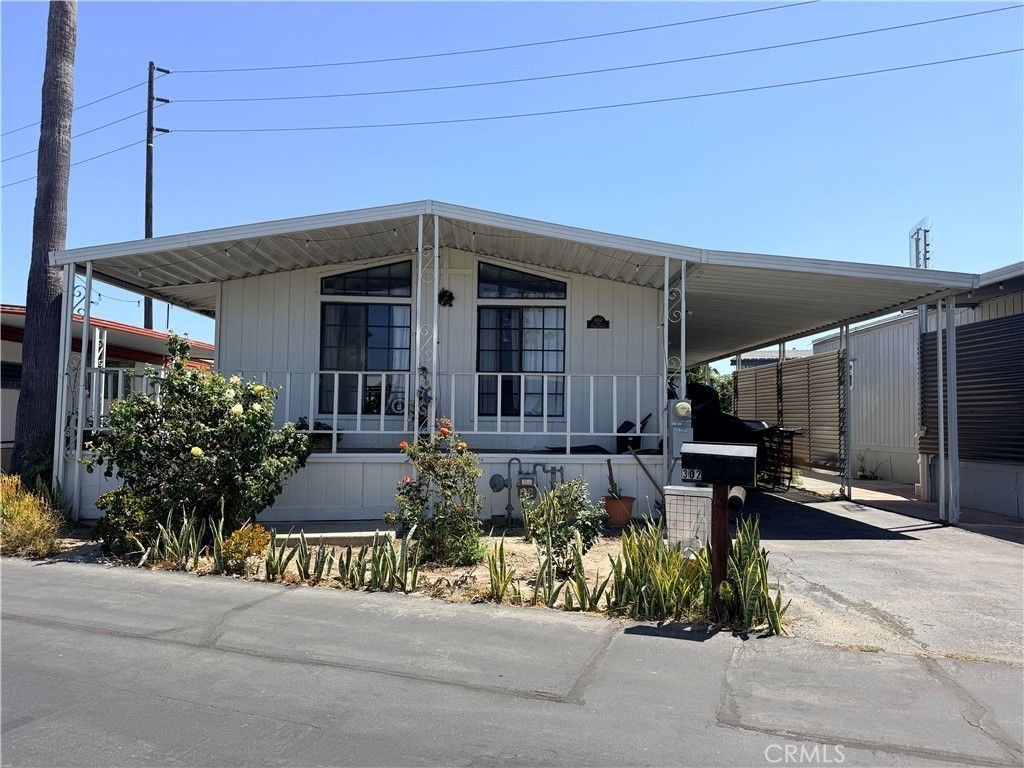 4117 W Mcfadden # 302, Santa Ana