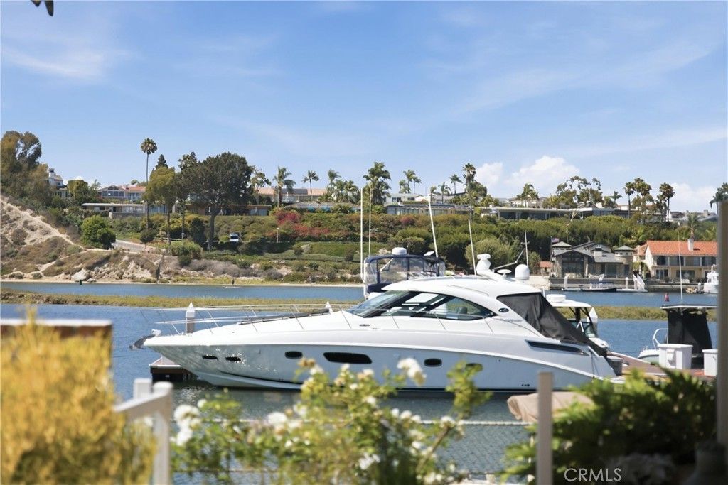 40 Saratoga, Newport Beach