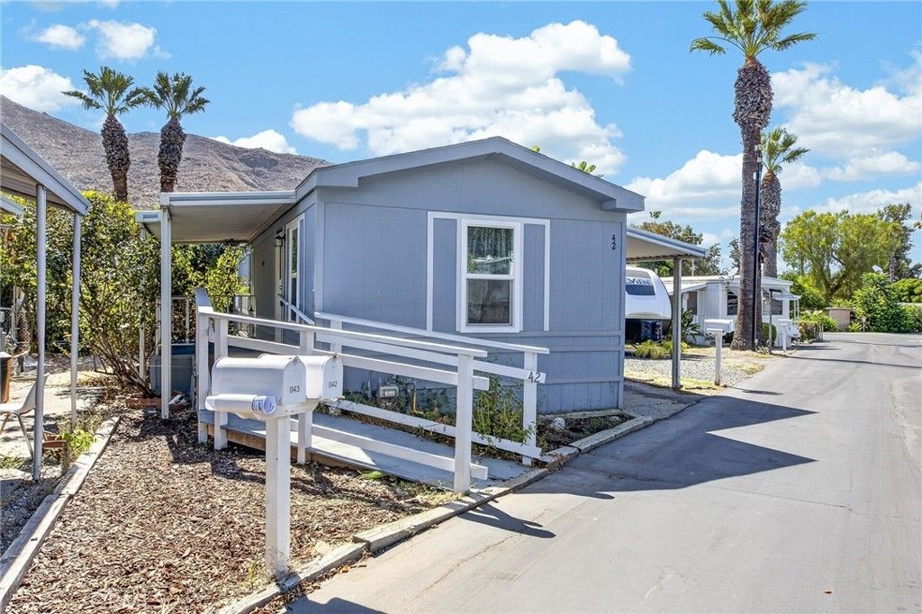 2751 Reche Canyon # 42, Colton