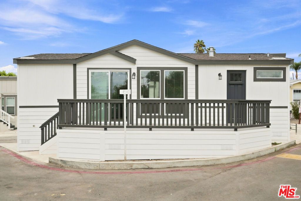 12301 San Fernando Road # 502, Sylmar