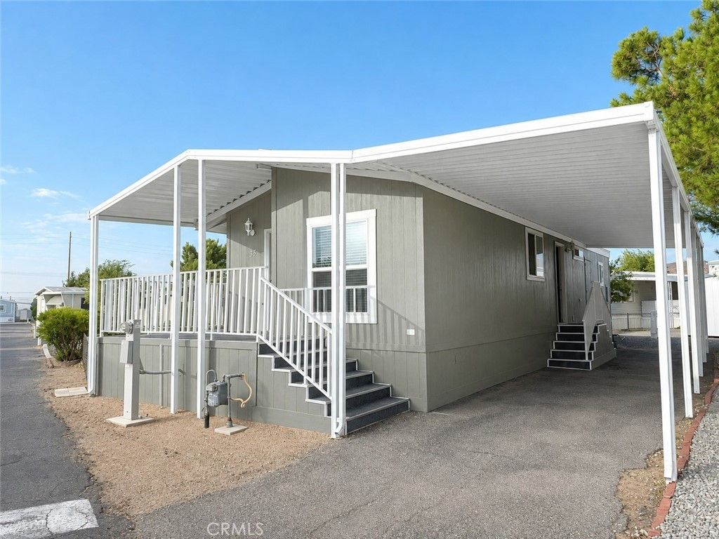 22601 Bear Valley Road # 33, Apple Valley