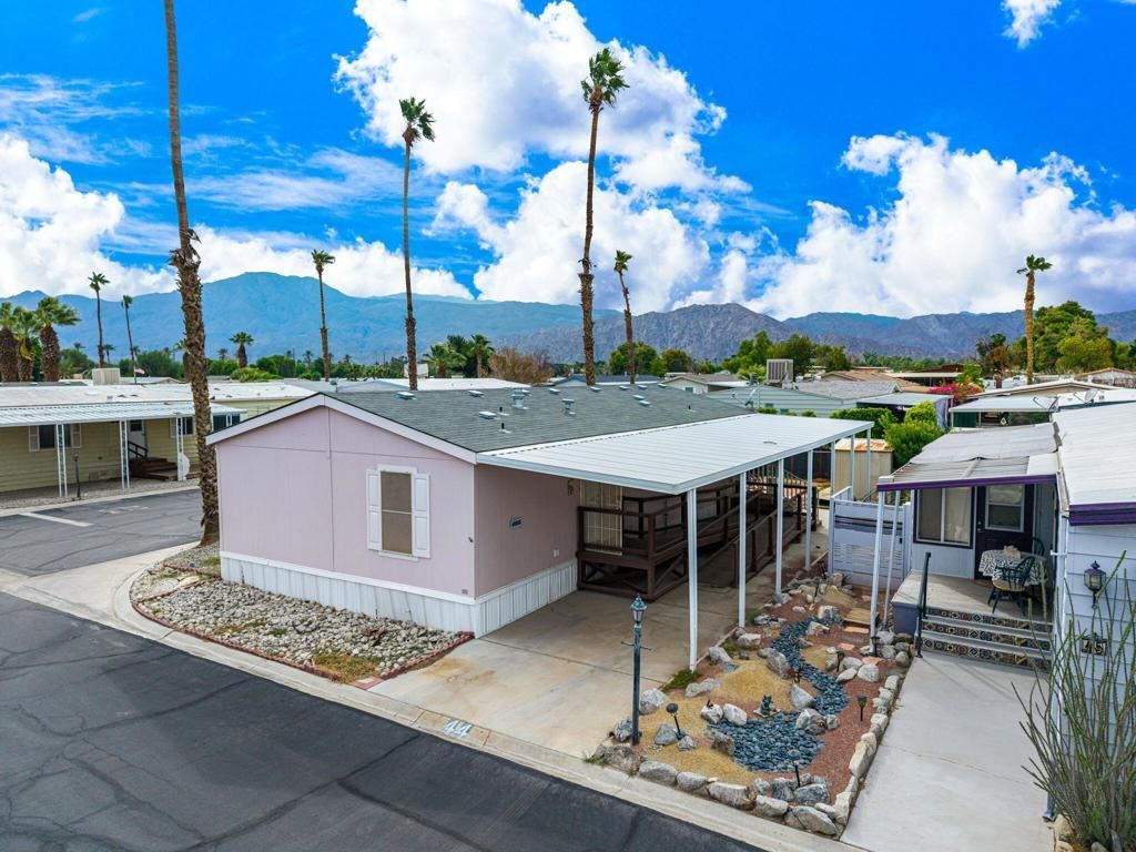 51555 Monroe Street # 44, Indio