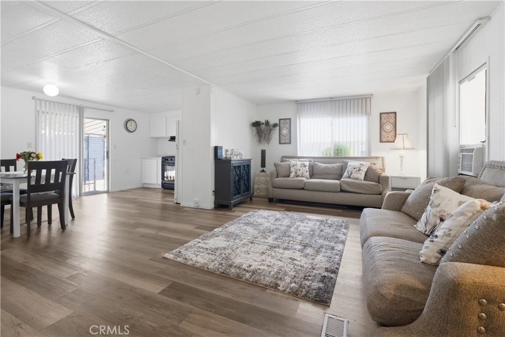9391 California Ave # 113, Riverside