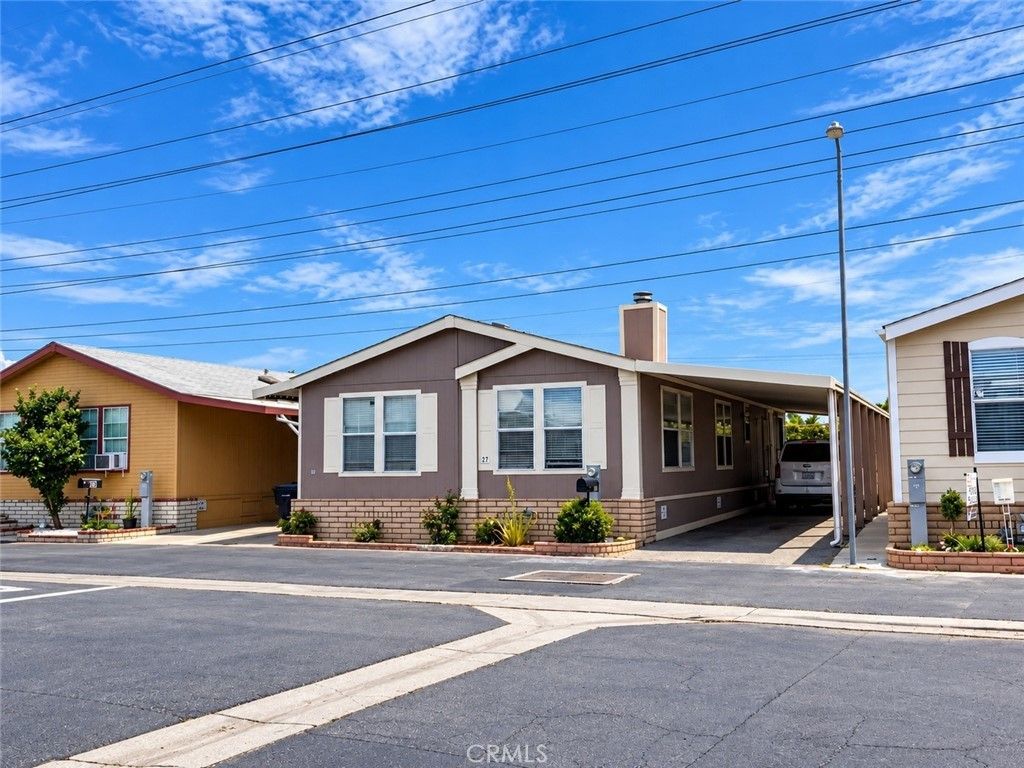 16600 Downey # 27, Paramount