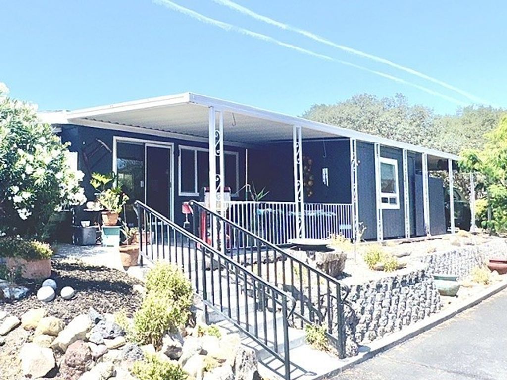 10824 Los Pueblos, Atascadero