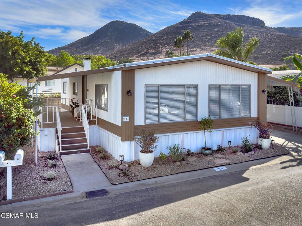 96 Monte Vista, Newbury Park