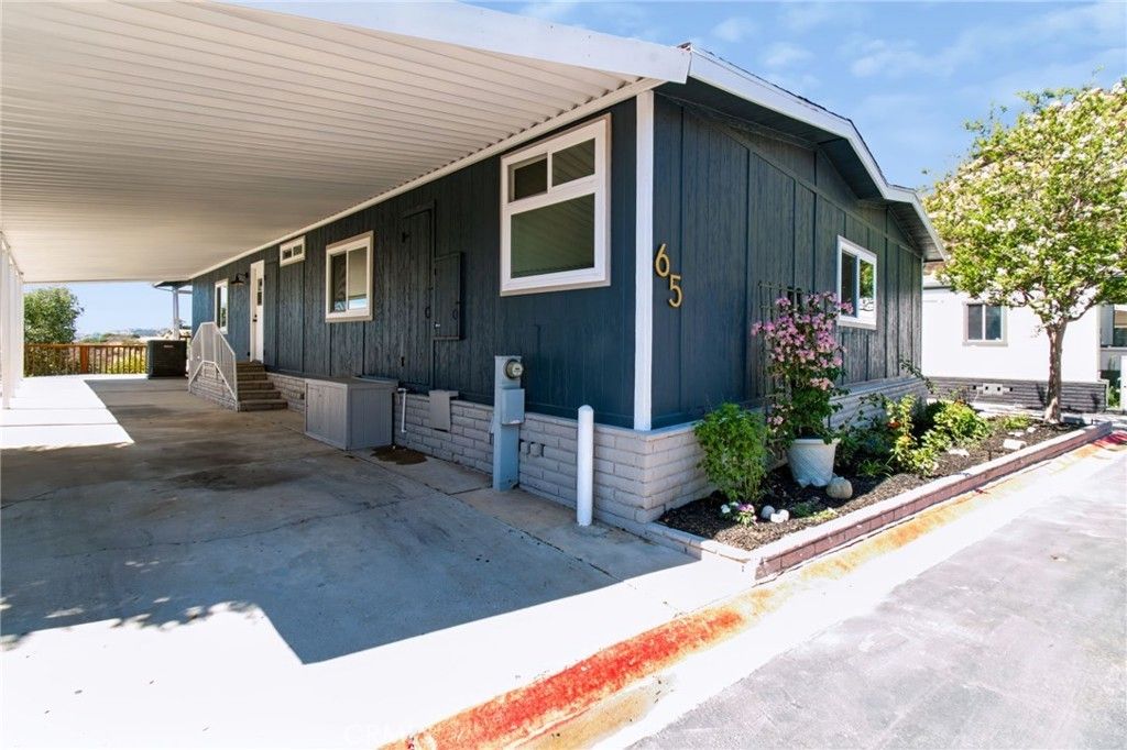 24303 Woolsey Canyon # 65, West Hills