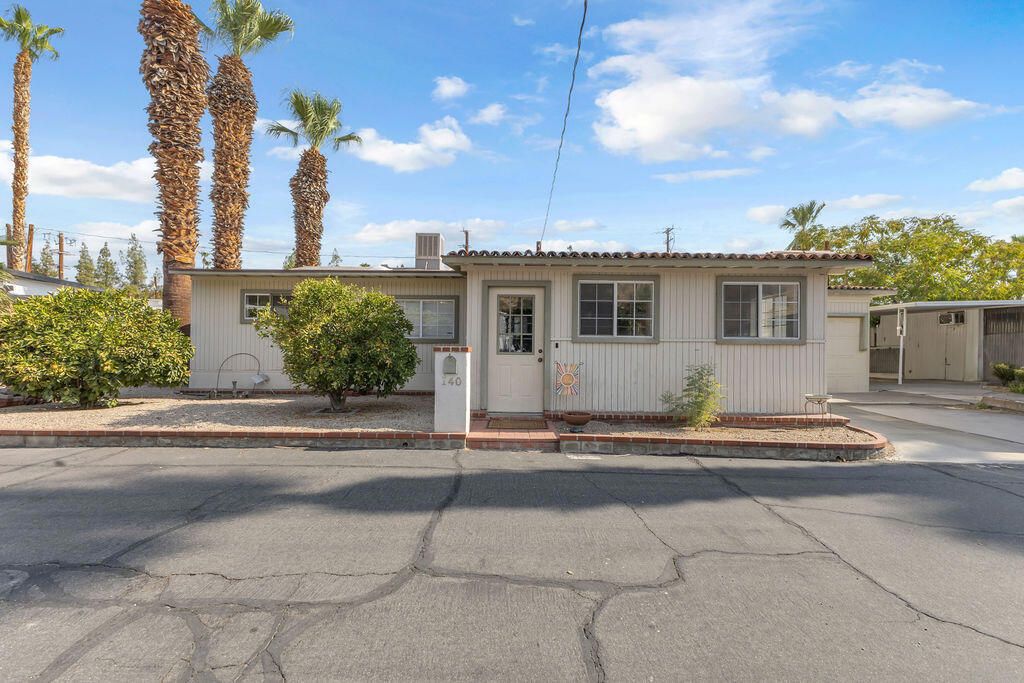 140 Jupiter Street, Palm Springs