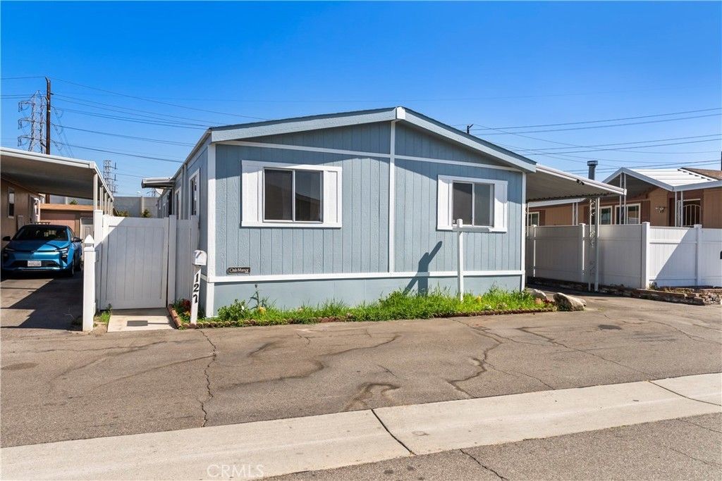10800 Dale # 127, Stanton