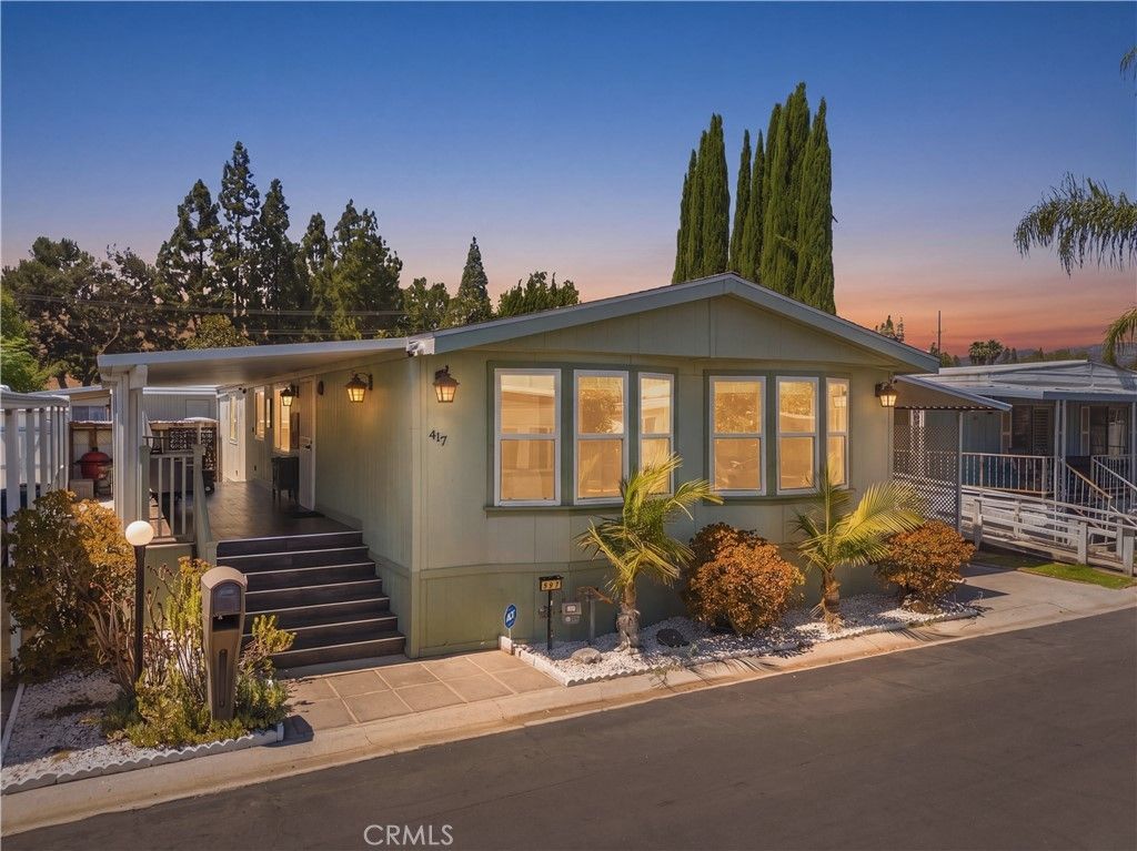 8811 Canoga # 417, Canoga Park
