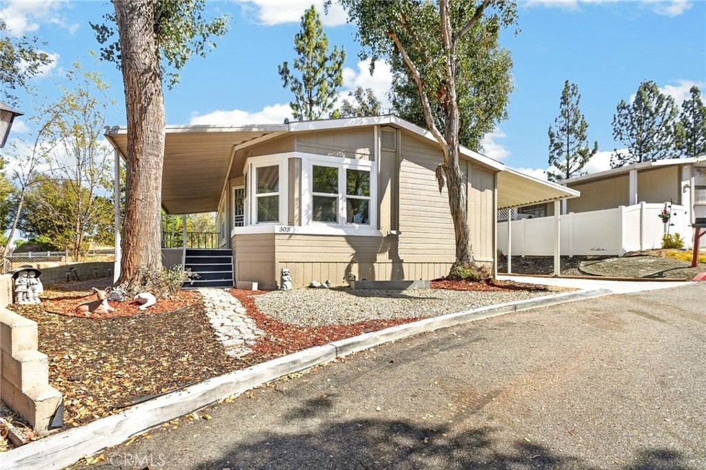 15181 Van Buren # 303, Riverside