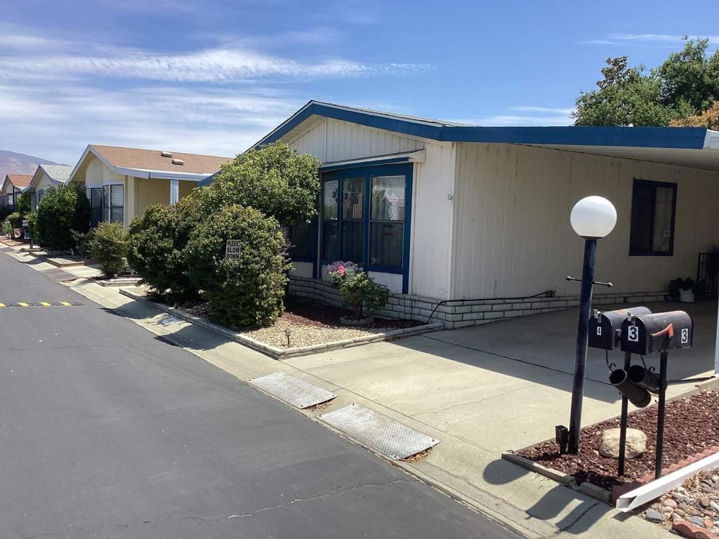 24600 Mountain Ave # 4, Hemet
