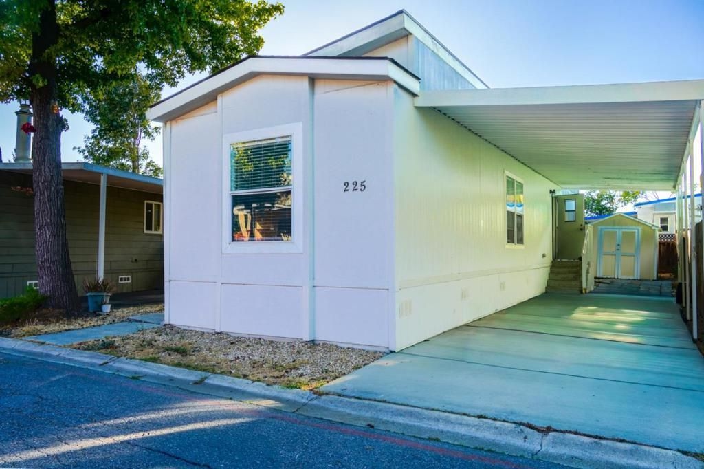 225 El Bosque # 225, San Jose