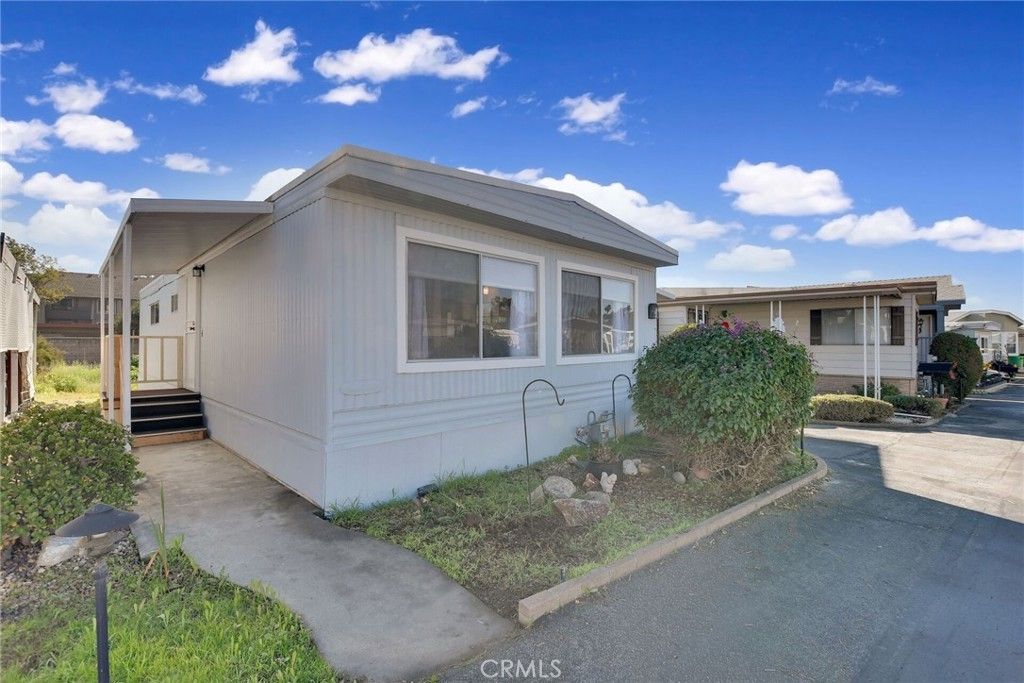 840 E Foothill Boulevard # 27, Azusa