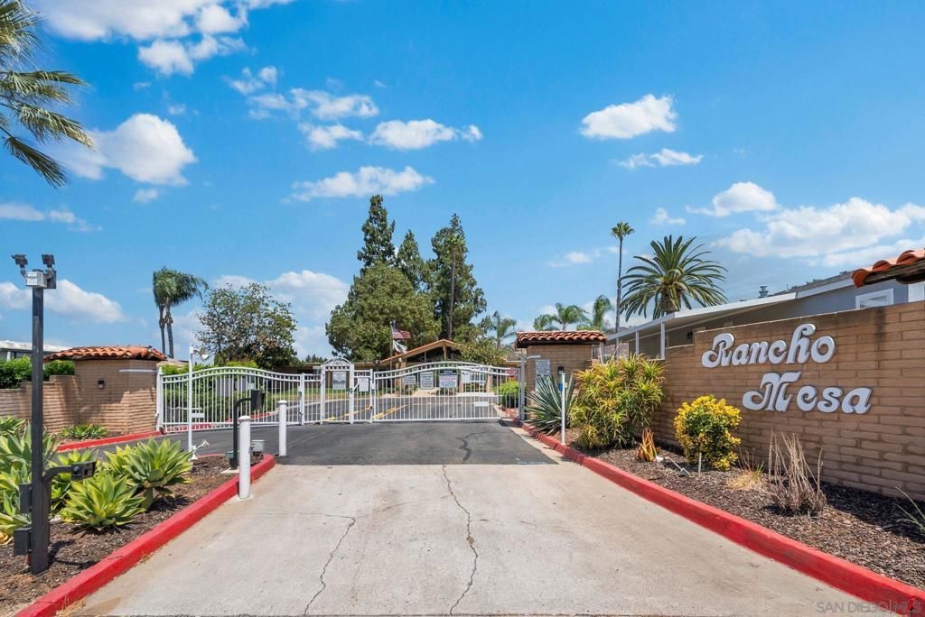 450 E Bradley Ave # 151, El Cajon