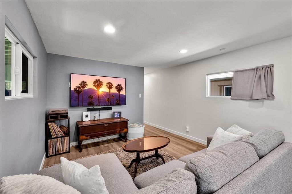 23 Roosevelt, Cathedral City
