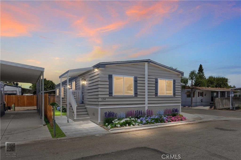 114 Cedarwood Lane, Bakersfield