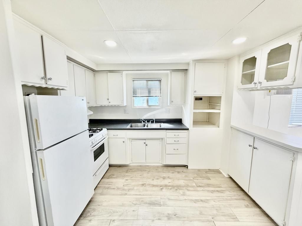 17069 N Indian Canyon Drive, Palm Springs