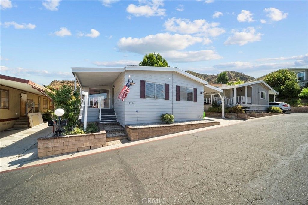 27730 Starlight Lane # 67, Castaic