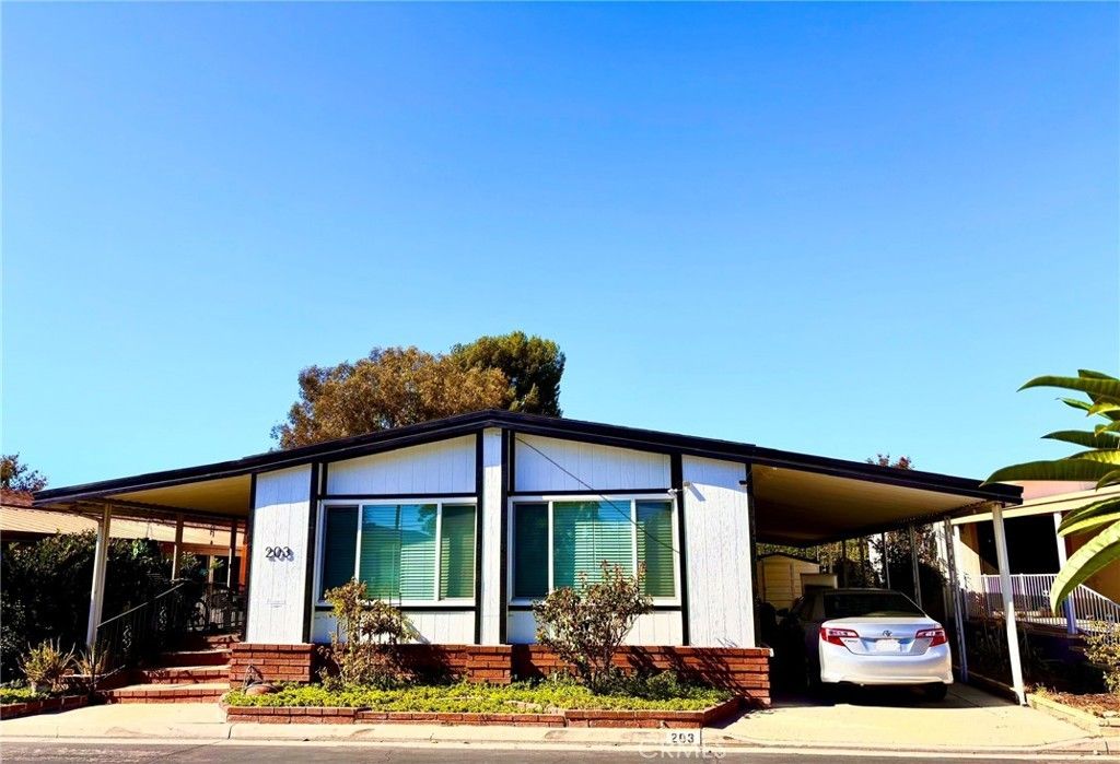 1919 Coronet Ave #203, Anaheim