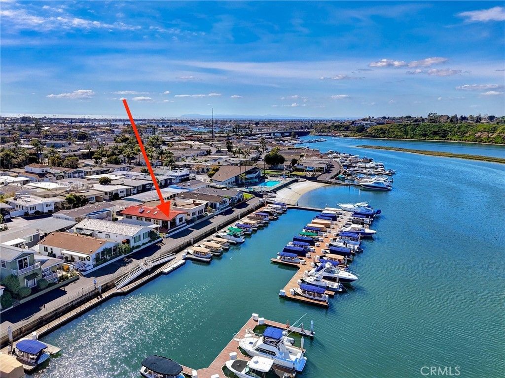 35 Saratoga, Newport Beach