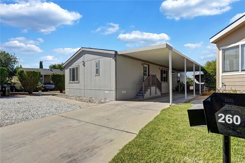 27361 Sierra Highway # 260, Canyon Country