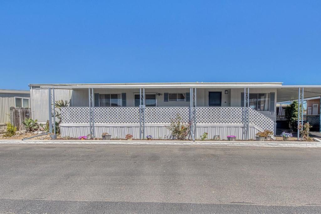 150 Kern Street # 37, Salinas