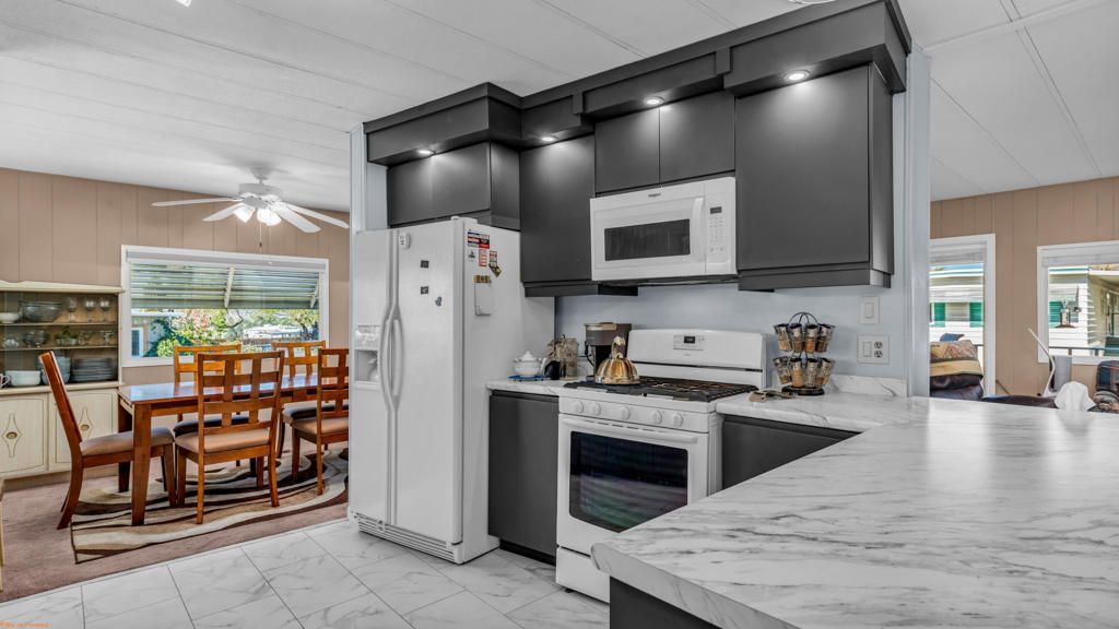 18070 Langlois Road # 285, Desert Hot Springs