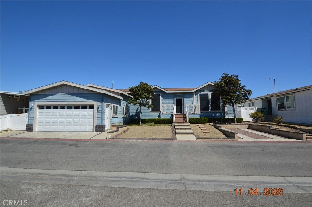 20701 Beach, Huntington Beach