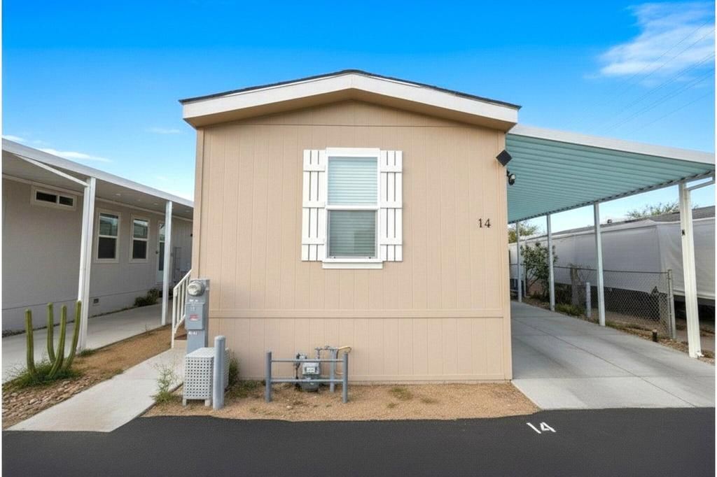 15687 Palm Drive # 14, Desert Hot Springs
