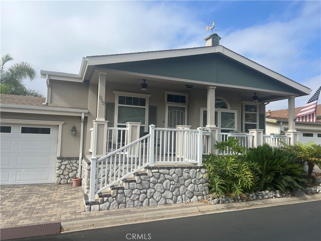 15455 Glenoaks Boulevard # 315, Sylmar