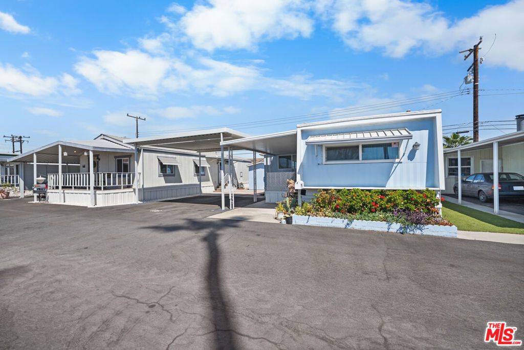 16601 Garfield Ave # 116, Paramount