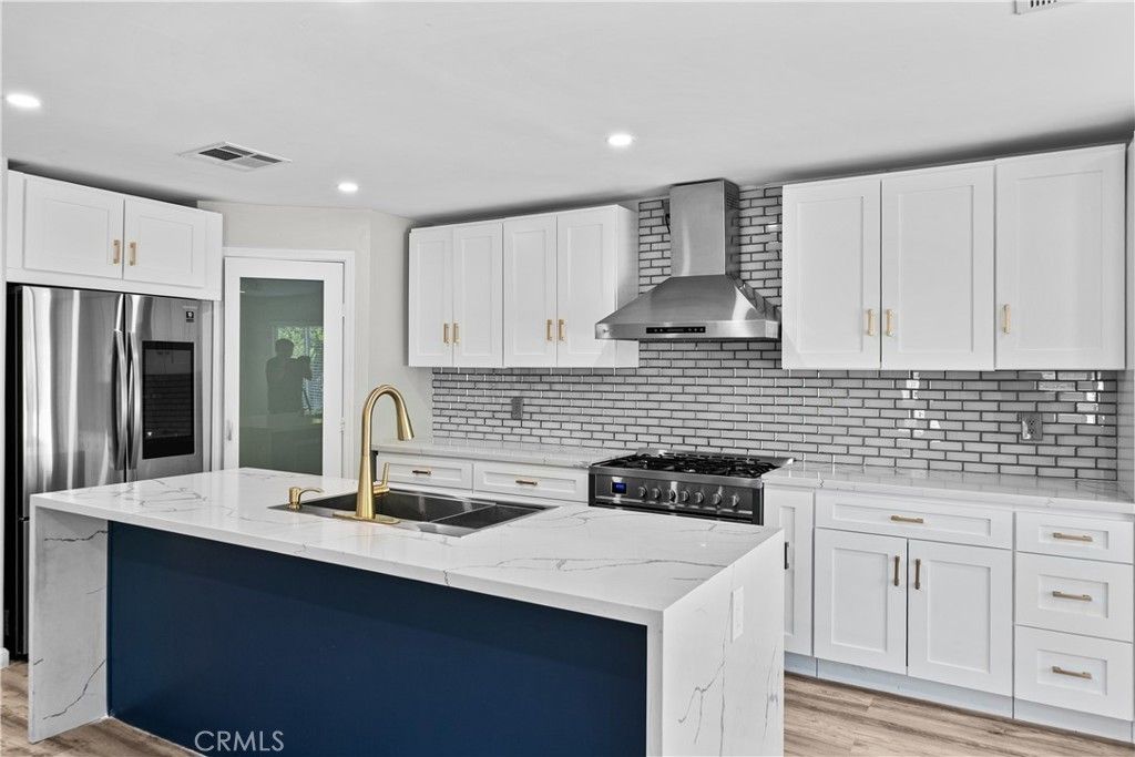 23777 Mulholland # 9, Calabasas