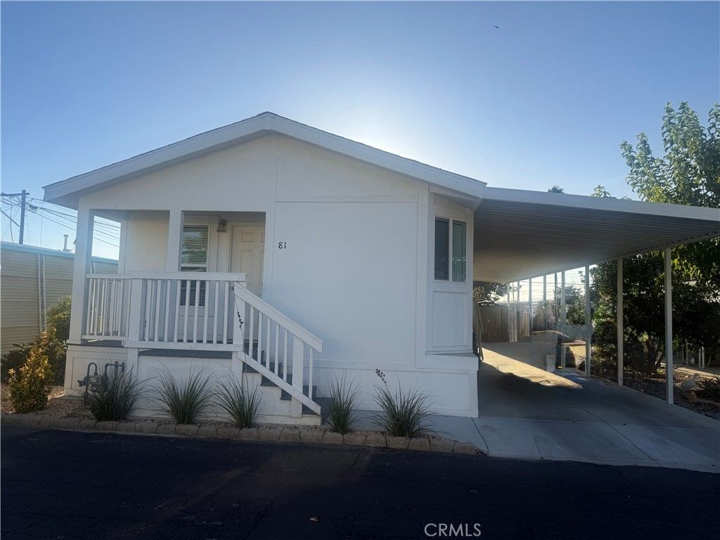 25521 Lincoln # 81, Hemet
