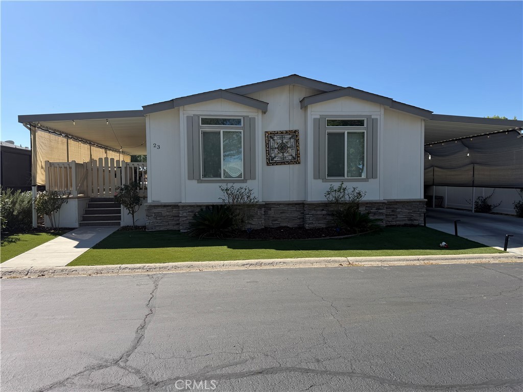 Photo of Listing #SR26202454