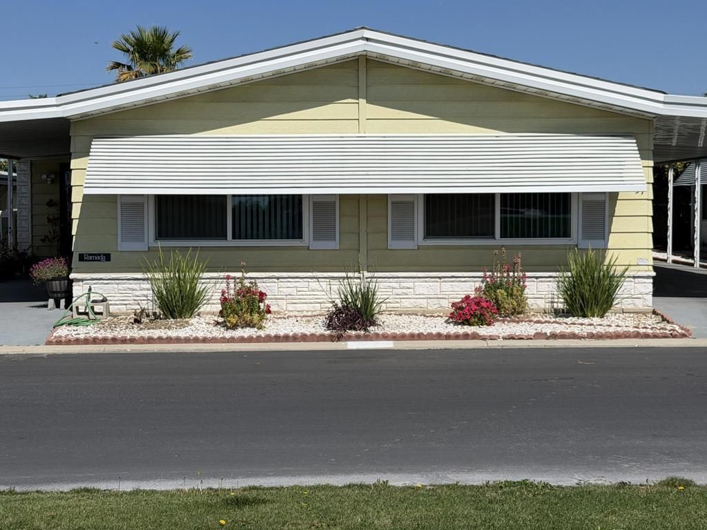 601 N Kirby Street # 557, Hemet