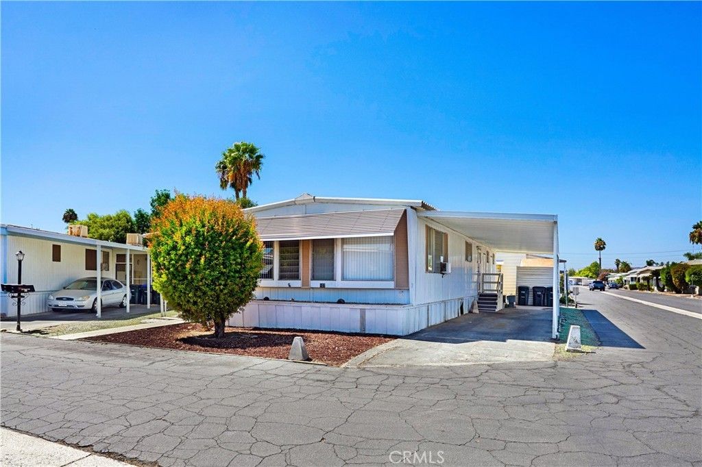 332 N Lyon Avenue # 107, Hemet